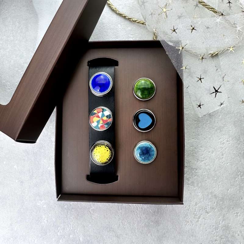 ZESTAW 86 bransoletka czarna i 6 klików